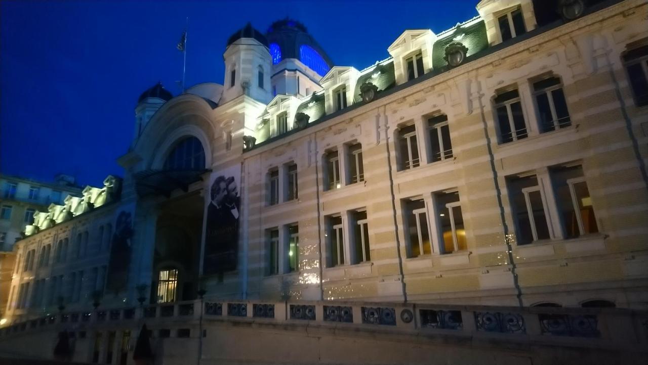 Hotel Du Palais Évian-les-Bains Exteriör bild